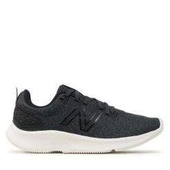 Buty do biegania New Balance. Czarne obuwie sportowe damskie New Balance, bez wzorów, bez zapięcia, do biegania. Za 159.99 zł.