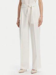 BOSS Spodnie materiałowe Tapiana 50479405 Écru Relaxed Fit. Spodnie materiałowe damskie Boss, bez wzorów, z materiału. Za 649.99 zł.
