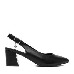 Czółenka Lasocki. Czarne czółenka damskie Lasocki, bez wzorów, bez obcasa, bez zapięcia. Za 179.99 zł.