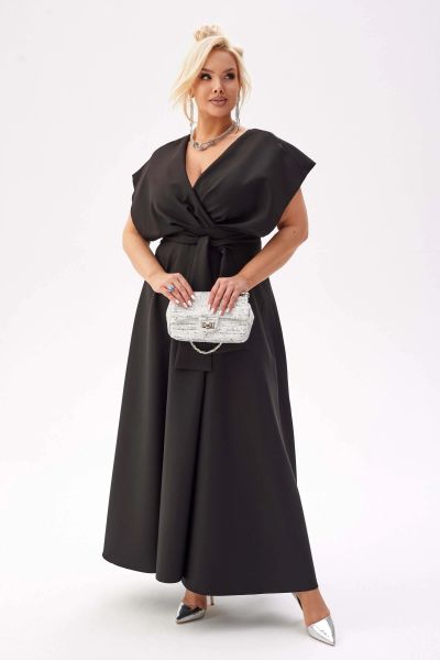 Elegancka czarna sukienka Flavia na wesele PLUS SIZE XXL JESIEŃ. Czarne sukienki damskie Moda Size Plus Iwanek, na imprezę, na jesień, plus size, bez wzorów, z elastanu, eleganckie, bez kołnierzyka, plus size, bez ramiączek, mini, kopertowe. Za 429.90 zł.