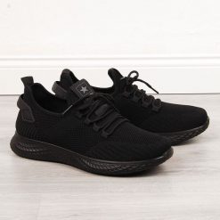 Buty sportowe męskie z siatką czarne News 3634. Czarne buty sportowe męskie NEWS, bez wzorów, z gumy, bez zapięcia. Za 99.99 zł.