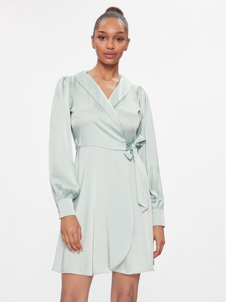 Vila Sukienka koktajlowa Ravenna 14084510 Zielony Regular Fit. Zielone sukienki damskie Vila, bez wzorów, z syntetyku, wizytowe, bez kołnierzyka, bez ramiączek. Za 139.99 zł.