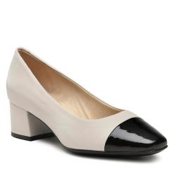 Półbuty Caprice. Białe półbuty damskie Caprice, bez wzorów, bez obcasa, na obcasie, bez zapięcia. Za 319.99 zł.