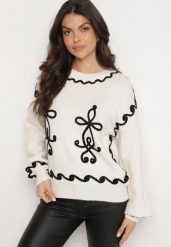 Jasnobeżowy Sweter z Wiskozą Ozdobiony Haftem Senorwen. Brązowe swetry nierozpinane damskie Born2be, bez wzorów, z jeansu, eleganckie, bez kołnierzyka, bez ramiączek. Za 129.99 zł.