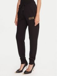 Versace Jeans Couture Spodnie dresowe 79HAAT06 CF01T Czarny Regular Fit. Czarne spodnie dresowe damskie Versace Jeans Couture, bez wzorów, z bawełny. Za 719.99 zł.