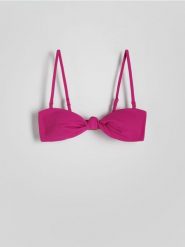 Góra od bikini - fuksja. Czerwone stroje kąpielowe damskie Reserved, bez wzorów. W wyprzedaży za 39.99 zł.