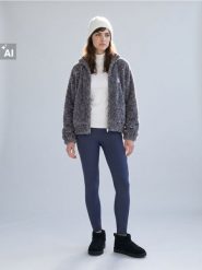 Ocieplane prążkowane legginsy - niebieski. Niebieskie legginsy damskie Sinsay, bez wzorów, prążkowane. Za 39.99 zł.