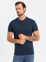 Koszulka męska SLIM FIT z okrągłym dekoltem i logotypem – granatowa V2 OM-TSCT-0220 - XXL. Niebieskie t-shirty męskie Ombre Clothing, l, bez wzorów, z bawełny, bez kołnierzyka, bez ramiączek. W wyprzedaży za 24.99 zł.