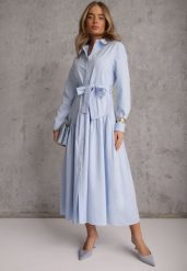 Niebieska Sukienka w Koszulowym Stylu z Wiskozą Bawełną i Paskiem Nerigunn. Niebieskie sukienki damskie Renee, na lato, m, bez wzorów, z bawełny, eleganckie, bez kołnierzyka, bez ramiączek, maxi, koszulowe. Za 179.99 zł.