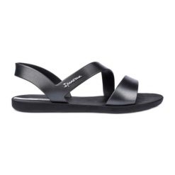 Sandały Ipanema Vibe Sandal Fem 82429 BD422 czarne. Czarne sandały damskie bez wzorów, bez obcasa, bez zapięcia. Za 190.98 zł.