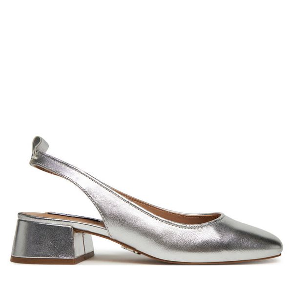 Czółenka Steve Madden. Szare czółenka damskie Steve Madden, bez wzorów, bez obcasa, bez zapięcia. Za 319.99 zł.