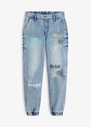 Dżinsy barrel, średni stan, wygodna talia. Niebieskie jeansy damskie bonprix, na lato, bez wzorów, z jeansu. Za 159.99 zł.