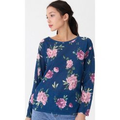 Sweter w kwiaty - Wielobarwny. Swetry nierozpinane damskie House, l, bez wzorów, bez kołnierzyka, bez ramiączek. Za 49.99 zł.