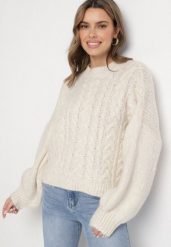 Jasnobeżowy Sweter z Wełną Zdobiony Warkoczowym Splotem Lakkaria. Brązowe swetry nierozpinane damskie Born2be, z aplikacjami, z jeansu, eleganckie, bez kołnierzyka, bez ramiączek. Za 159.99 zł.