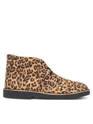 Clarks Botki Desert Bt Evo. 26182927 Brązowy. Brązowe botki damskie Clarks, bez wzorów, ze skóry, bez obcasa, na płaskiej podeszwie, bez zapięcia. Za 489.99 zł.