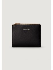 Calvin Klein Portfel Foil Logo Dbl Zip Cardcase LV04F1135G Czarny. Czarne portfele damskie Calvin Klein, ze skóry. Za 289.99 zł.