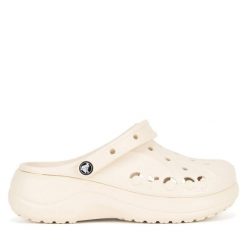 Klapki Crocs. Brązowe klapki damskie Crocs, bez wzorów, bez obcasa, bez zapięcia. Za 199.99 zł.