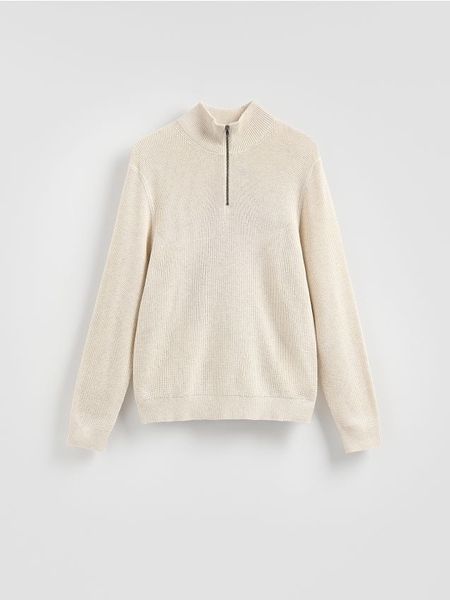 Sweter z rozpinanym golfem - beżowy. Brązowe swetry męskie Reserved, l, bez wzorów, z bawełny, bez kołnierzyka, bez ramiączek. Za 139.99 zł.
