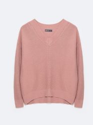 Sweter damski z wiskozy z dekoltem v-neck różowy Cyntiana 600. Czerwone swetry nierozpinane damskie BIG STAR, l, bez wzorów, ze skóry, eleganckie, bez kołnierzyka, bez ramiączek. W wyprzedaży za 159.99 zł.