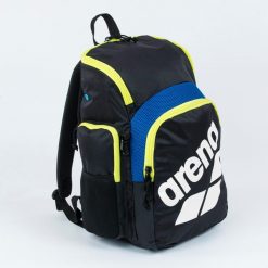 Plecak pływacki Arena Spiky III 35 l. Brązowe plecaki damskie ARENA, bez wzorów, z materiału, sportowe. Za 239.99 zł.