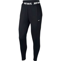 Legginsy sportowe w kolorze czarnym. Czarne legginsy damskie Nike Women, l, bez wzorów, z materiału, dri-fit (nike). W wyprzedaży za 124.95 zł.
