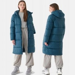PŁASZCZ DAMSKI 4F KURTKA PUCHOWA DŁUGA Z KAPTUREM. Kurtki sportowe damskie 4F, l, bez wzorów, z puchu, bez ramiączek, z kapturem, do biegania. Za 499.99 zł.