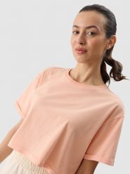 4F T-shirt crop top z nadrukiem damski - koralowy XS. Czerwone t-shirty damskie 4F, xs, bez wzorów, z bawełny, sportowe, bez kołnierzyka, bez ramiączek. W wyprzedaży za 39.99 zł.