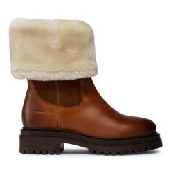 Botki Geox. Brązowe botki damskie Geox, bez wzorów, bez obcasa, na płaskiej podeszwie, bez zapięcia. Za 529.99 zł.