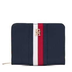 Portfel Tommy Hilfiger. Niebieskie portfele damskie Tommy Hilfiger, z nylonu. Za 229.99 zł.