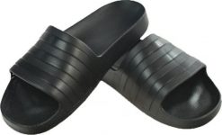 Adidas Klapki adidas Adilette Aqua F35550 F35550 czarny 37. Czarne klapki męskie Adidas, bez wzorów, bez zapięcia. Za 93.23 zł.