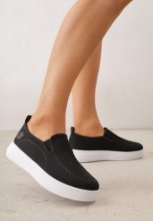 Czarne Siateczkowe Tenisówki pod Kostkę na Grubej Podeszwie Phisiane. Czarne trampki i tenisówki damskie Born2be, bez wzorów, z jeansu, bez zapięcia. Za 69.99 zł.
