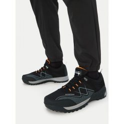 Trekkingi Sprandi. Czarne buty zimowe męskie Sprandi, bez wzorów, bez obcasa, bez zapięcia. Za 209.99 zł.