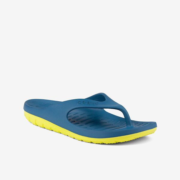 Męskie klapki Coqui Zucco. Niebieskie klapki męskie Coqui, bez wzorów, z materiału, bez zapięcia. Za 129.99 zł.