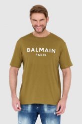 BALMAIN Zielony t-shirt męski z drukowanym białym logo. Zielone t-shirty męskie Balmain, l, bez wzorów, bez kołnierzyka, bez ramiączek. W wyprzedaży za 1,299.99 zł.