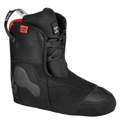 Klapki do jazdy na rolkach Myfit Recall Dual Fit Liner. Czarne klapki damskie MYFIT, bez wzorów, z hardshellu, bez zapięcia. Za 392.50 zł.