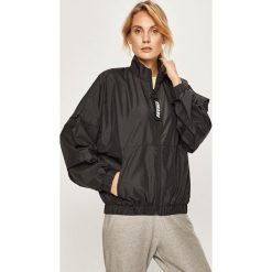 Reebok - Kurtka. Czarne kurtki damskie Reebok, l, bez wzorów, z poliesteru, bez kaptura. Za 249.90 zł.