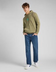 LEE TOPS' EM ALL HOODIE MĘSKA BLUZA Z KAPTUREM BRINDLE GREEN L83RSPUA 112145615. Zielone bluzy męskie Lee, l, bez wzorów, z kapturem. Za 149.99 zł.