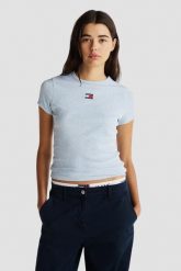 TOMMY JEANS Błękitny t-shirt damski. Niebieskie t-shirty damskie Tommy Jeans, s, bez wzorów, z jeansu, bez kołnierzyka, bez ramiączek. W wyprzedaży za 160.99 zł.