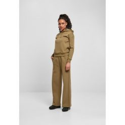 Spodnie damskie Urban Classics straight pin tuck. Zielone spodnie dresowe damskie Urban Classics, bez wzorów, sportowe, długie. Za 214.00 zł.
