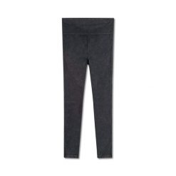 Legginsy bezszwowe, efekt dżinsu dla kobiet Freddy Seamless. Czarne legginsy damskie FREDDY, bez wzorów, z denimu. Za 336.50 zł.