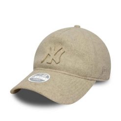Czapka baseballowa 9Twenty damska New York Yankees Melton Luxe. Brązowe czapki damskie New Era, bez wzorów, eleganckie. Za 131.10 zł.