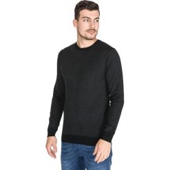 Scotch & Soda Sweter Czarny. Czarne swetry męskie Scotch & Soda, l, bez wzorów, z bawełny, bez kołnierzyka, bez ramiączek. Za 361.95 zł.