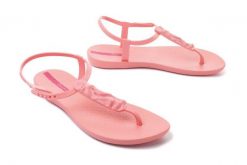 IPANEMA 83248 CLASS SHAPE FEM 24021 light pink, sandały damskie. Czerwone sandały damskie Ipanema, bez wzorów, bez obcasa, bez zapięcia. Za 50.00 zł.