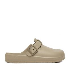 Klapki Hunter. Brązowe klapki damskie Hunter, bez wzorów, bez obcasa, bez zapięcia. Za 129.99 zł.
