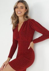 Bordowa Sukienka Dopasowana z Metaliczną Nitką Theia. Czerwone sukienki damskie Born2be, na co dzień, m, bez wzorów, eleganckie, bez kołnierzyka, bez ramiączek, mini, dopasowane. Za 119.99 zł.