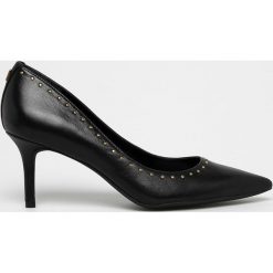 Lauren Ralph Lauren - Szpilki. Czarne szpilki damskie Lauren Ralph Lauren, bez wzorów, z materiału, bez obcasa, na obcasie, bez zapięcia. W wyprzedaży za 399.90 zł.