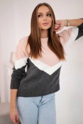 Sweter w geometryczne wzory pudrowy róż+grafitowy. Czerwone swetry nierozpinane damskie KESI, na zimę, l, bez wzorów, z wełny, klasyczne, bez kołnierzyka, plus size, bez ramiączek. Za 158.92 zł.