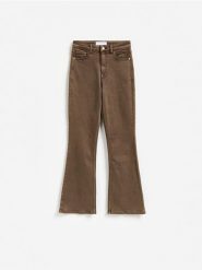 Jeansy flare z krótszą nogawką - dark grey jeans. Szare jeansy damskie Reserved, bez wzorów, z bawełny, krótkie. Za 129.99 zł.