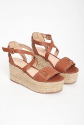 Sandały damskie na koturnie LIU JO. Sandały damskie Liu Jo, bez wzorów, bez obcasa, na koturnie, bez zapięcia. Za 399.00 zł.