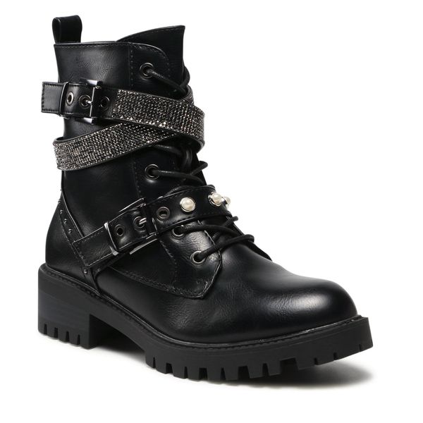 Trapery DeeZee. Czarne trapery damskie DeeZee, bez zapięcia. Za 159.99 zł.